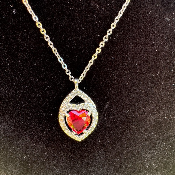 Swarovski necklace. Ruby crystal heart. - Picture 5 of 5